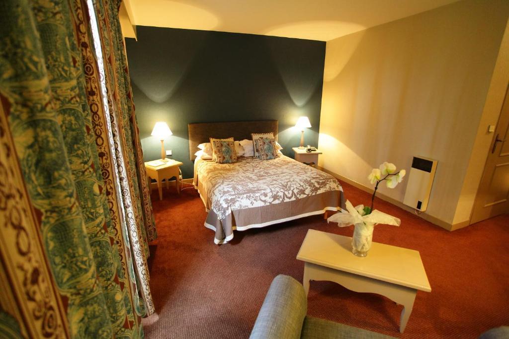 Le Domaine De Mombreux Hotel Lumbres Room photo